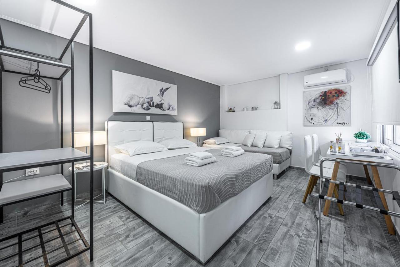 Deluxe Triple Room with Jetted Shower